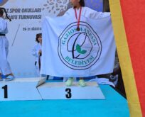 Boyabatlı Seda Nur Balkanoğlu (11) Karate Yarışmasında 3. oldu