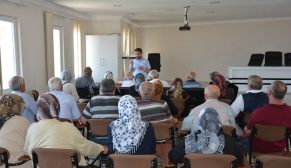 Sinop’lu Hacı Adayları, Hacca Hazırlık Seminerindeler