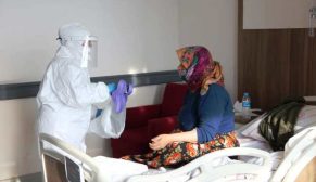Sinop Devlet Hastanesine Yardımlar Ulaşmaya Devam Ediyor